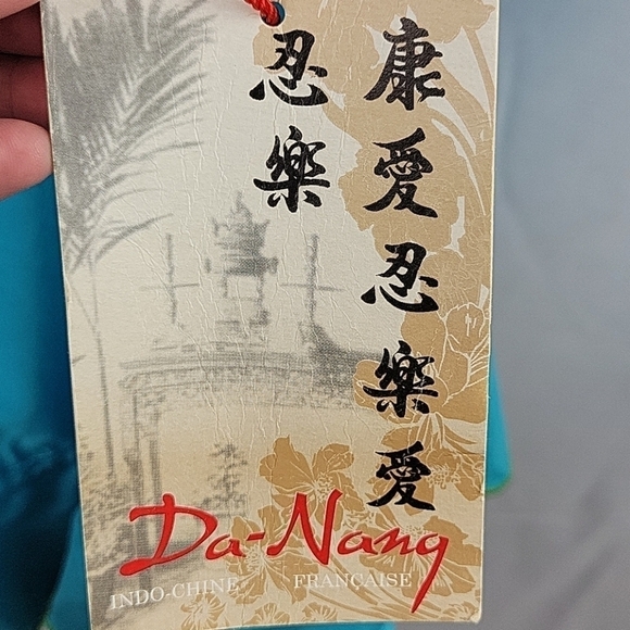 NWT Da Nang sleeveless embroidered blue tank top M - Picture 9 of 14